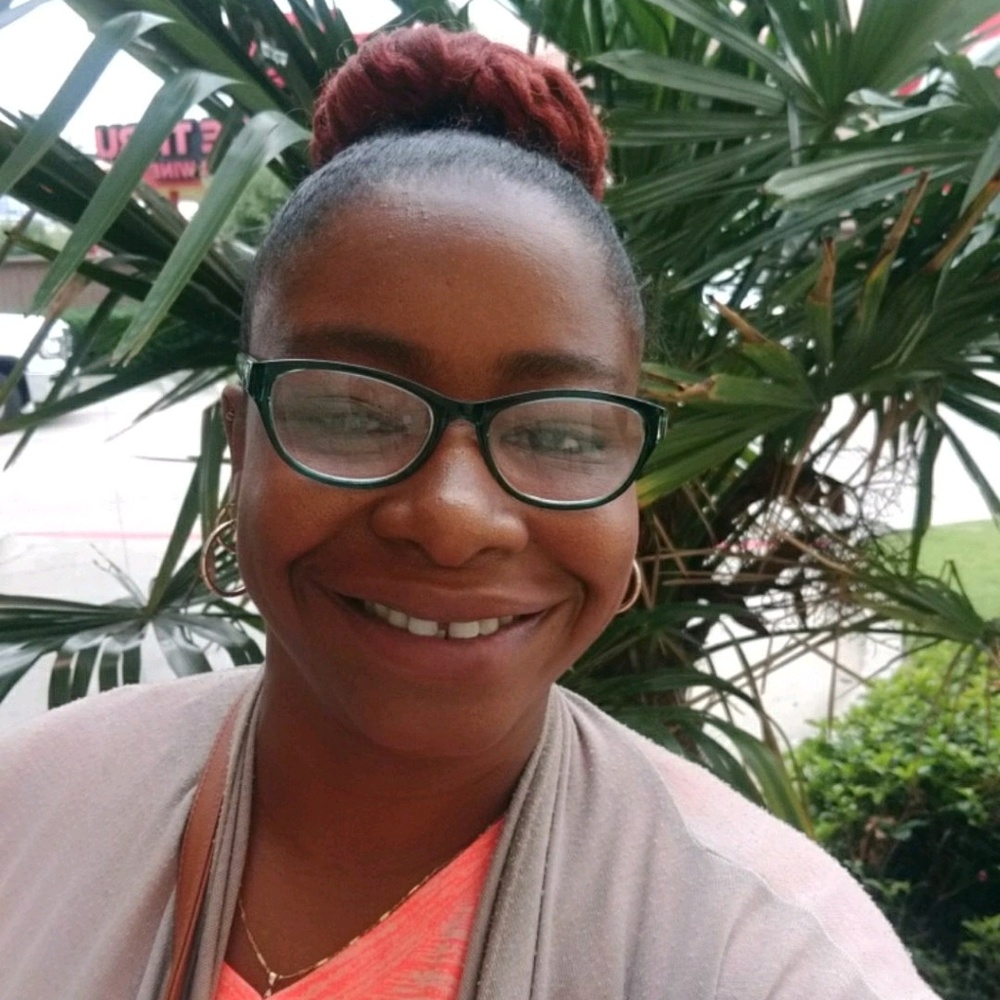 Meet your Posher, Veronica